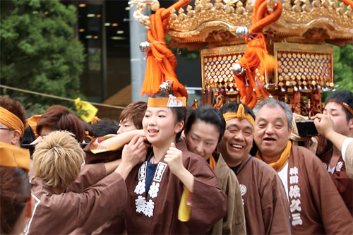 神田佐久間町三丁目会神輿