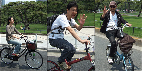 自転車に乗る3人の写真
